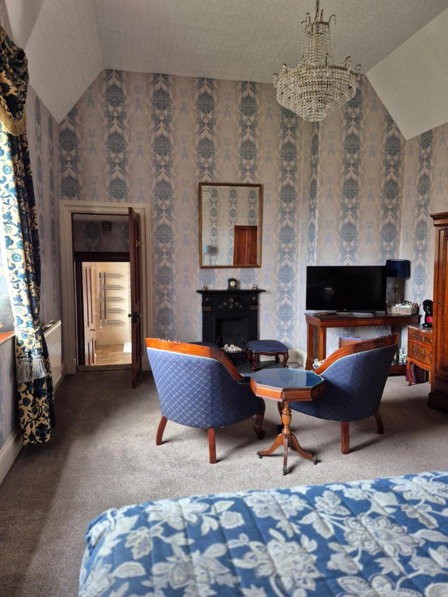 St David'S Guesthouse Haverfordwest Luaran gambar