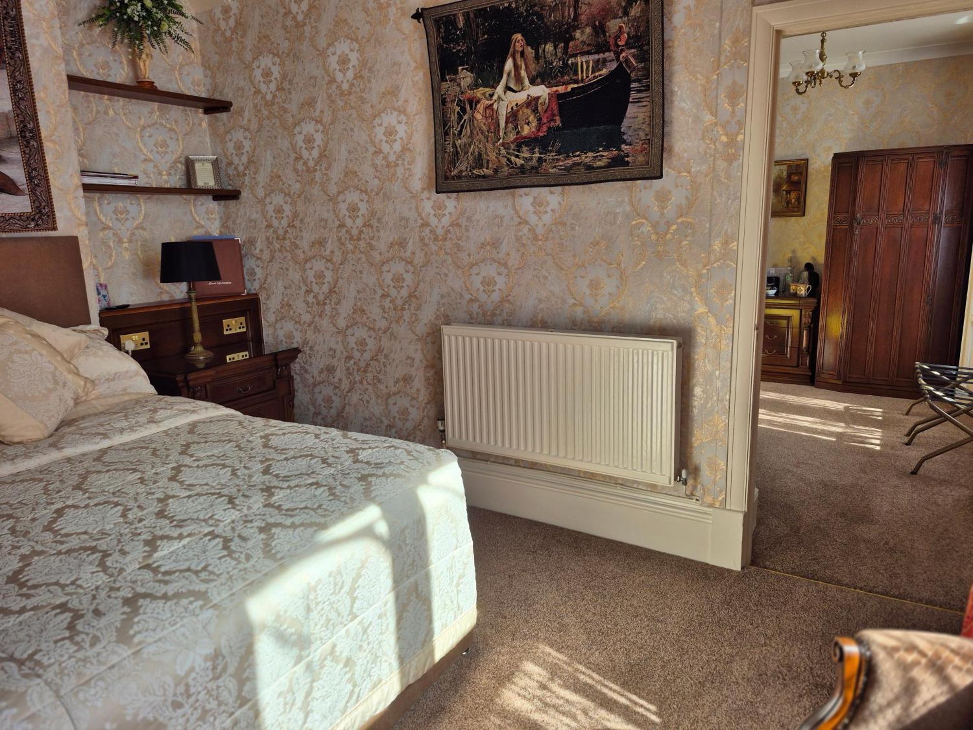 St David'S Guesthouse Haverfordwest Luaran gambar